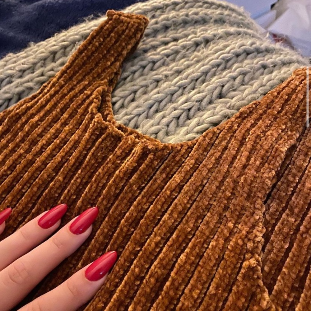 Ribbed brown wide strap tank top